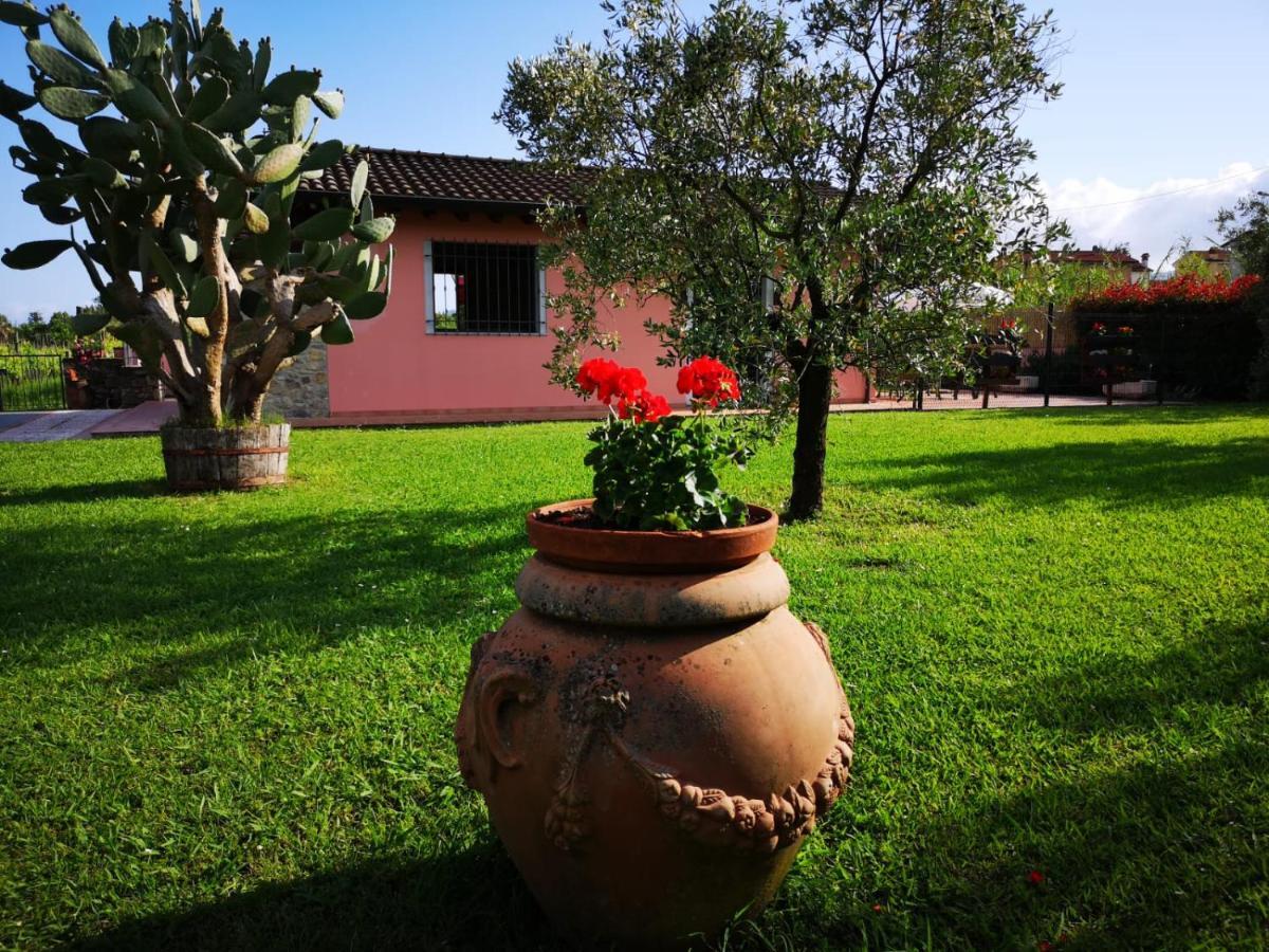 Caise Vila Castelnuovo di Magra Exterior foto